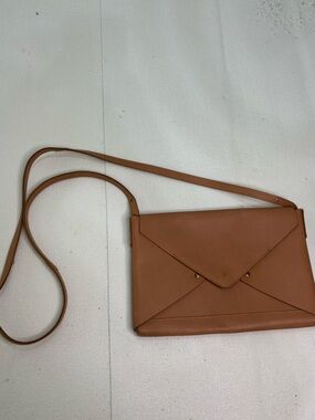 Le Papillon Tan Envelope Crossbody Purse From Taylor’s Leatherwear